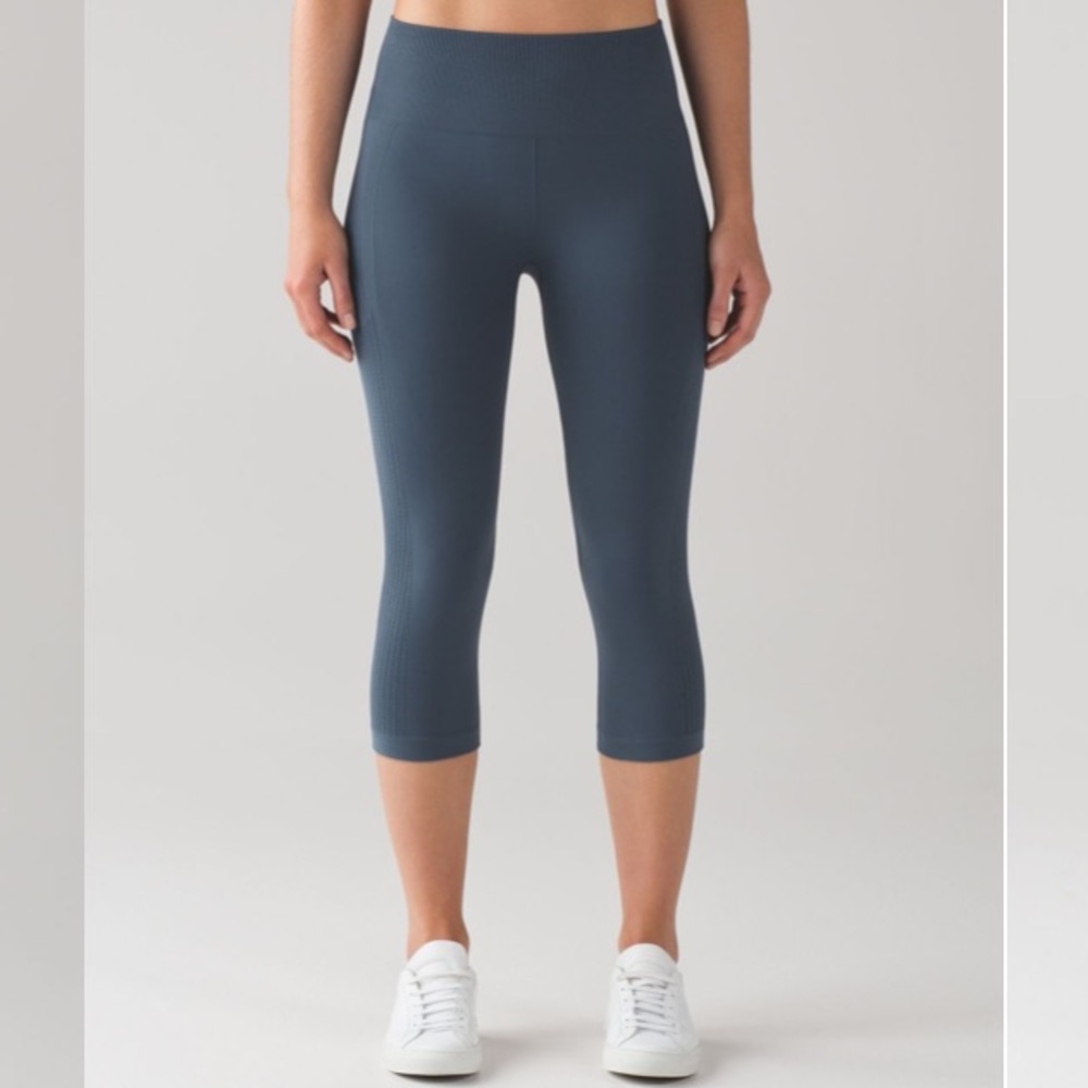Lululemon flow & go crop leggings Astro blue 4